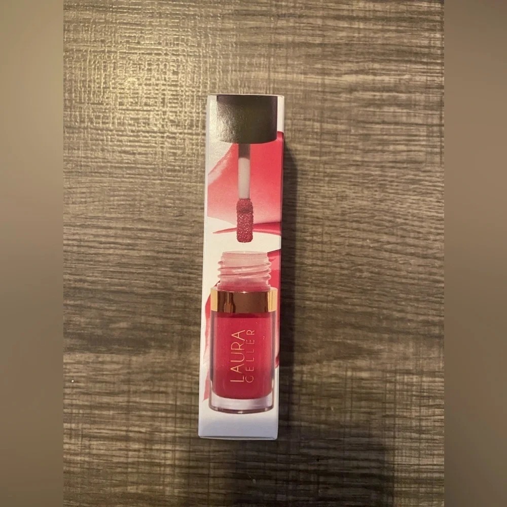 Laura Geller Beauty - NEW - Treat-n-Go Lip Oil Color: First Place